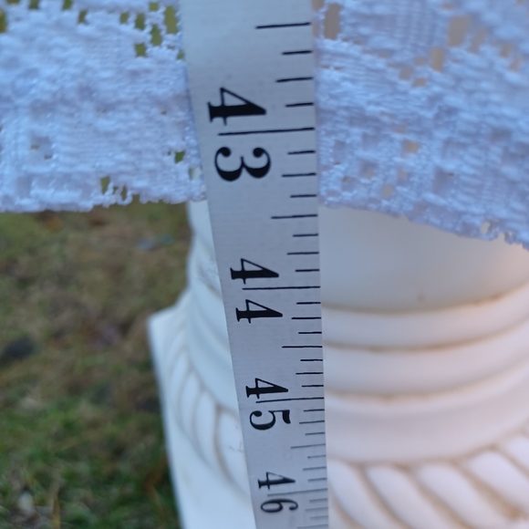 White,lacey sundress - Picture 7 of 7